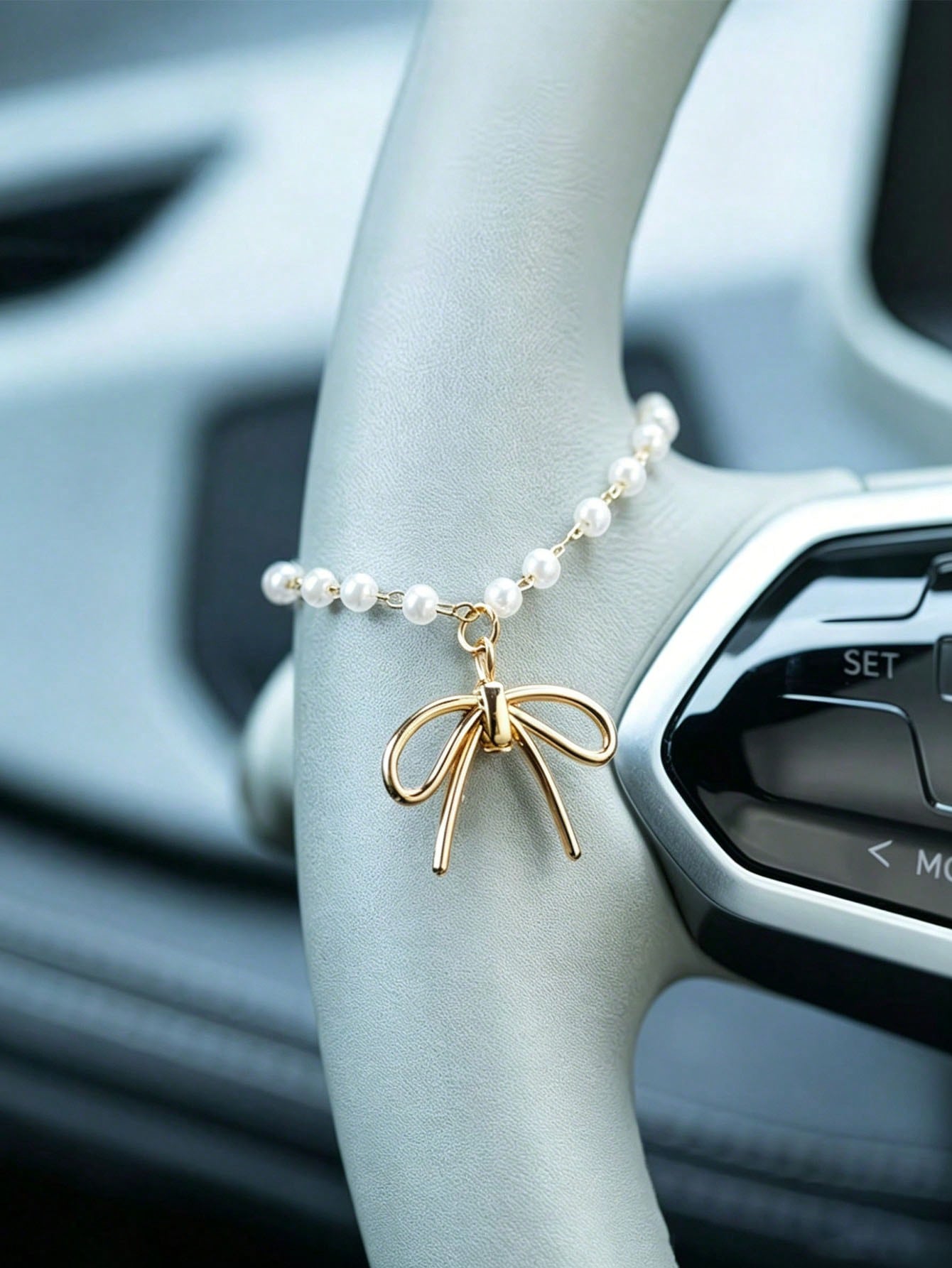 Pearl Bow Car Pendant Alloy Fa - Car Accessories Evil Eye ulasan dan harga